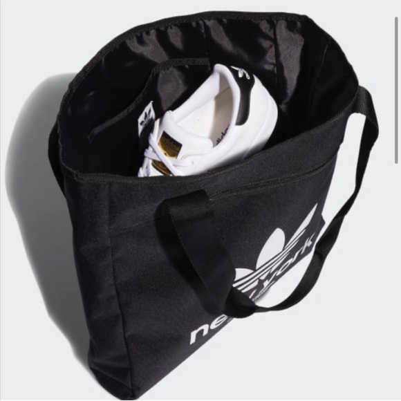 NWT - Adidas Originals Trefoil Shopper City Limited Edition - Toronto - Picture 10 of 12